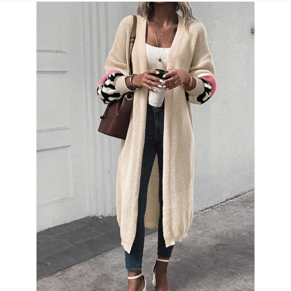 Contemporary Open Front Statement Sleeved Cardigan - Picture 4 of 5